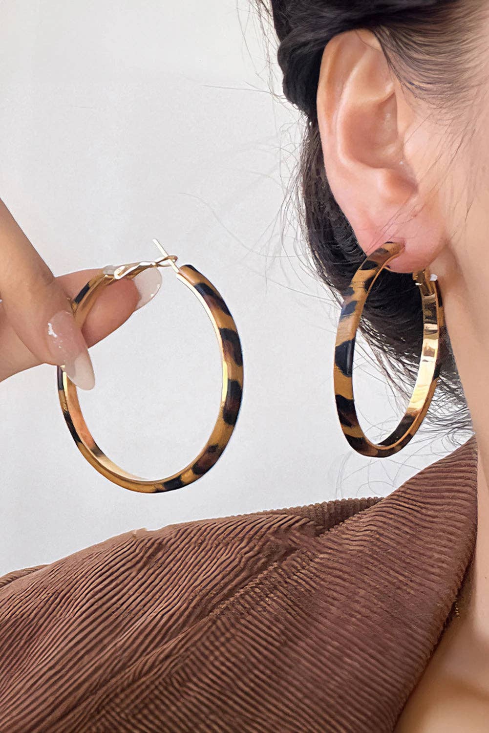 Thai Curry Stainless Alloy Leopard Hoop Earrings: Thai Curry / 100%Alloy / ONE SIZE
