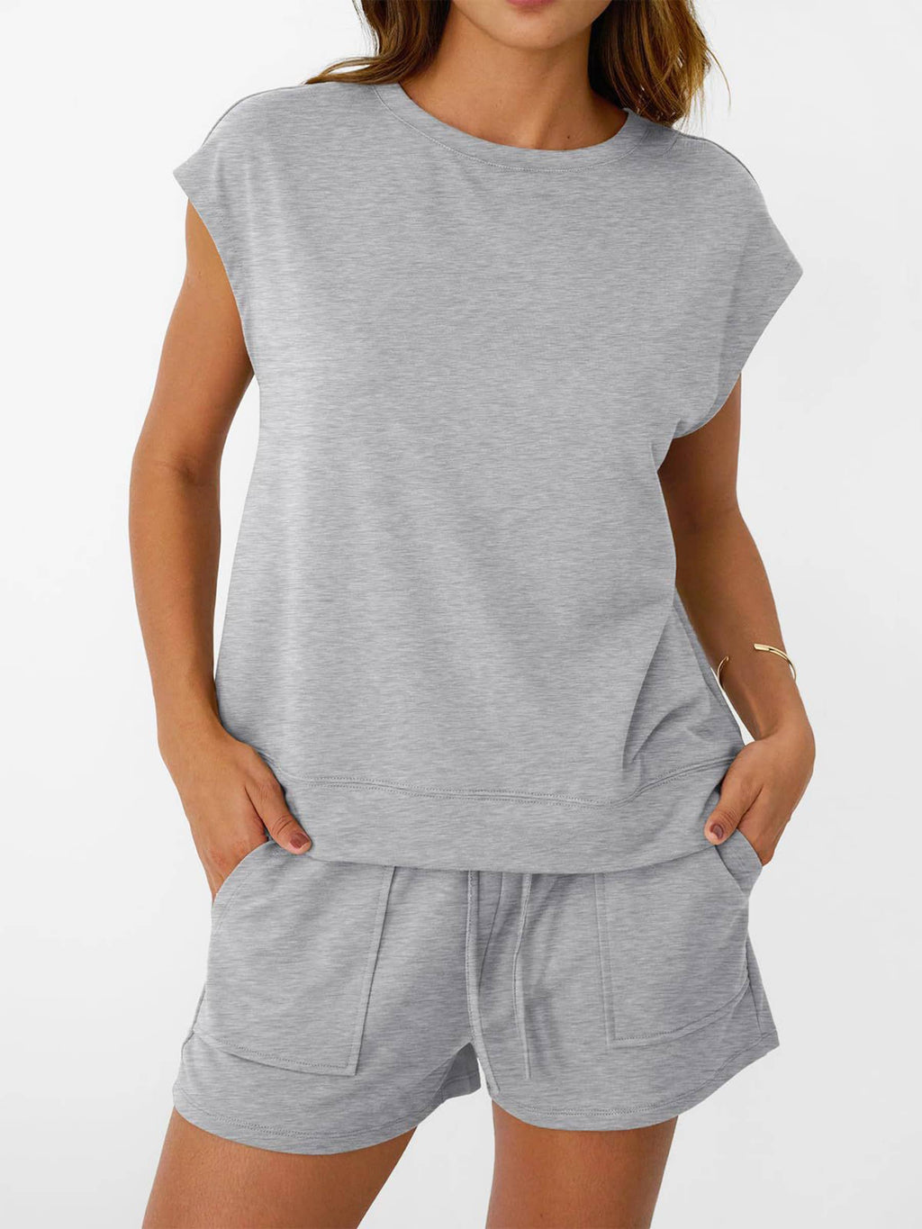 Round-neck Short-sleeved Top and Short Two-piece Casual Set: Black