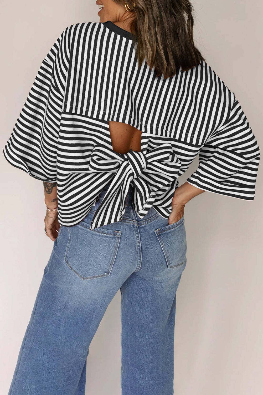 Pink Striped Knit Crew Neck Top with Back Bow Tie Detail: Pink Stripe / 65%Viscose+35%Polyester / M
