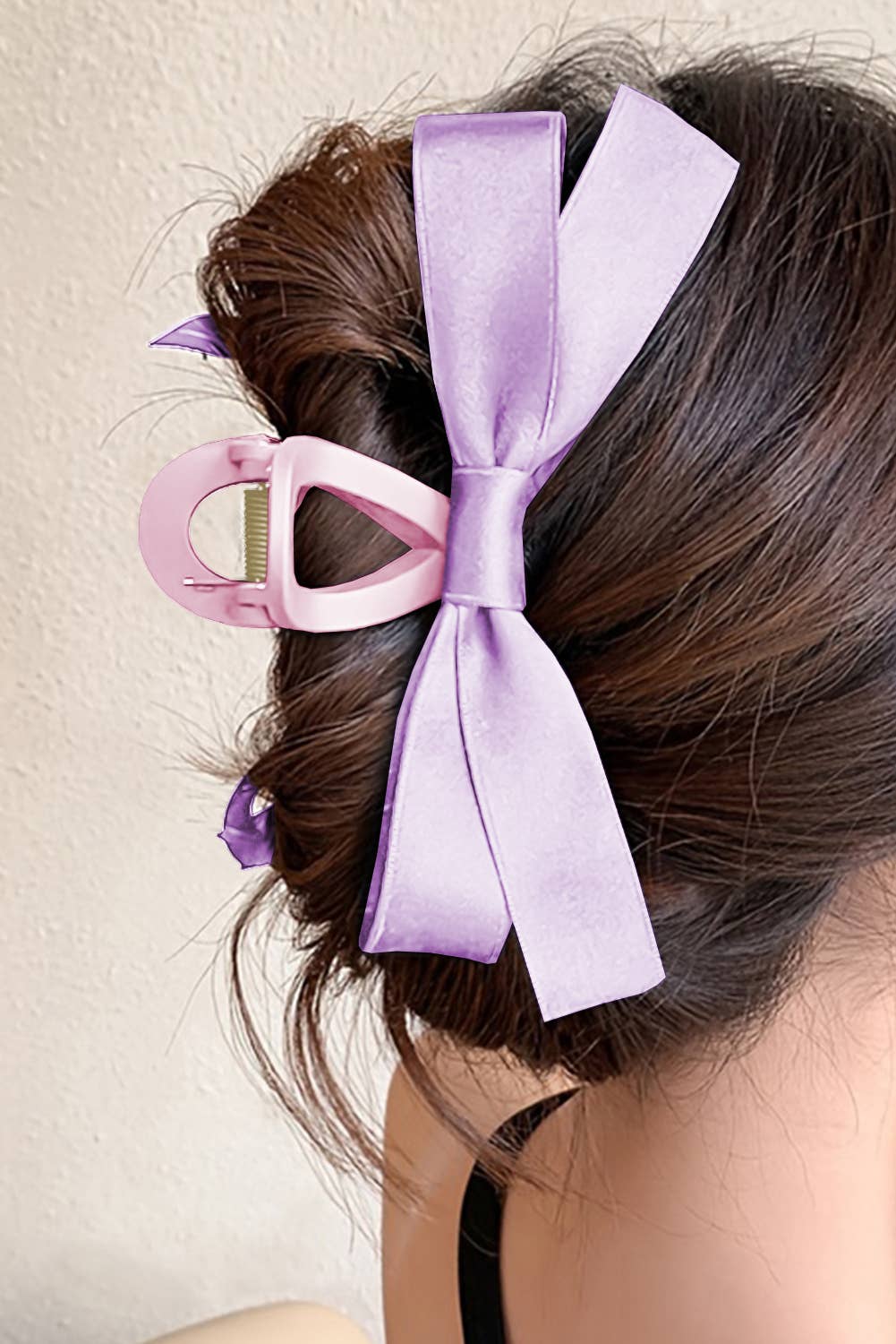 Black Bow Decor Large Hair Claw Clip: Black / Plastic / ONE SIZE