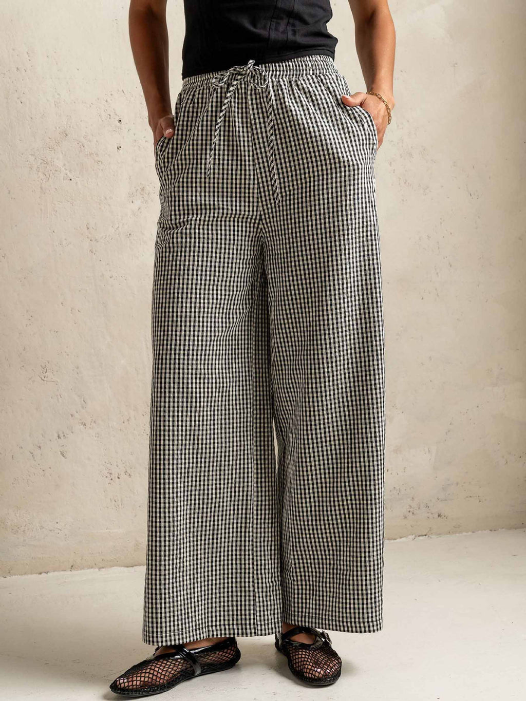 Casual Loose Checkered Straight Leg Pants: Black / L